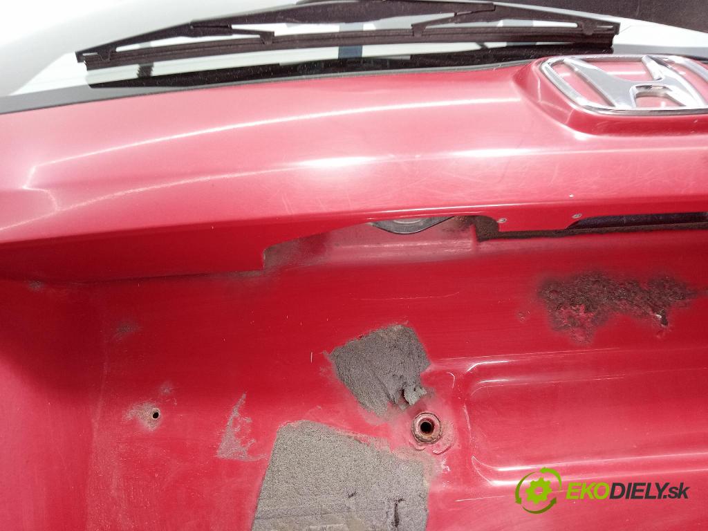 Honda Jazz 2006 zadna dveře kufra: kufra:
