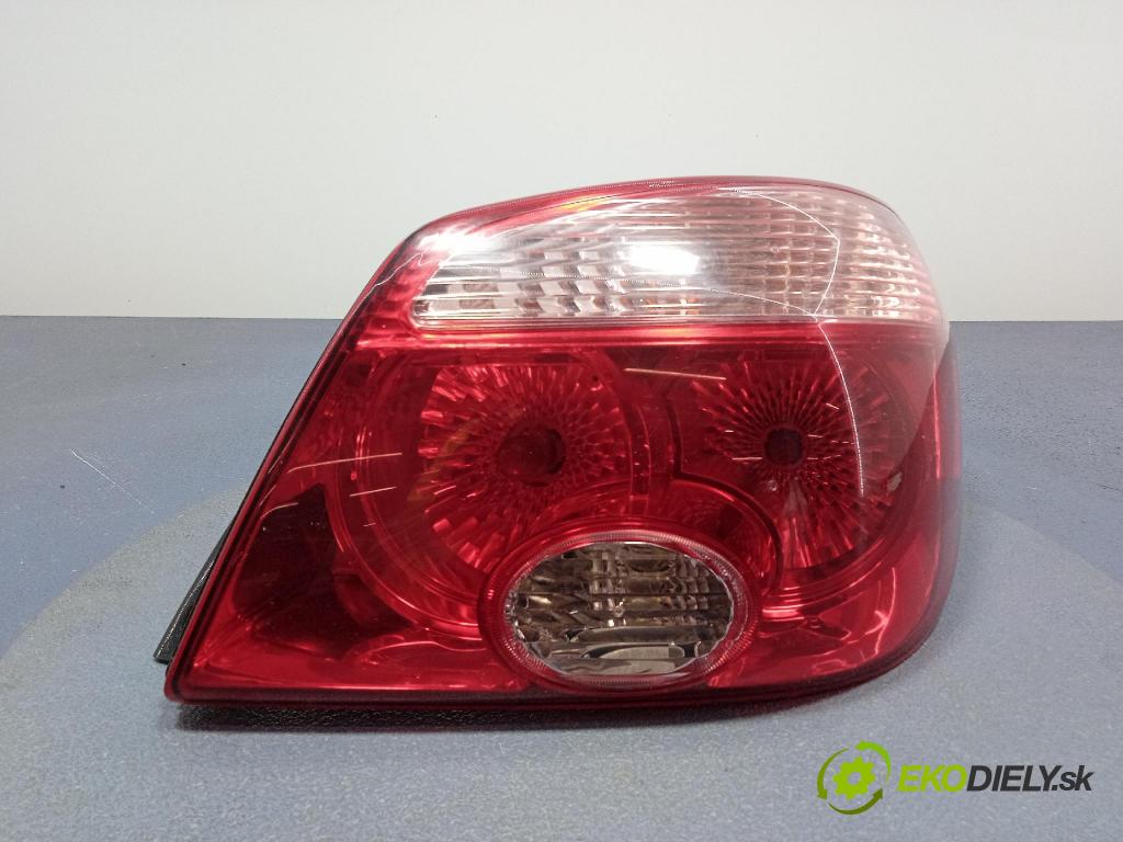 Mitsubishi Outlander 2007 svetlo / reflektor zad Prava: Vonkajsia: 220-87685