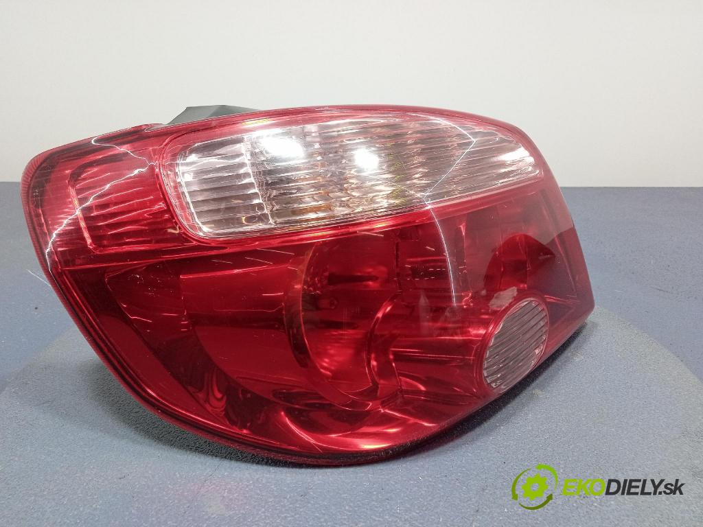 Mitsubishi Outlander 2007 svetlo / reflektor zad ľavá Vonkajsia: 220-87685