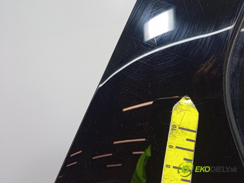 Renault Captur 2023 dvere zad pravé 