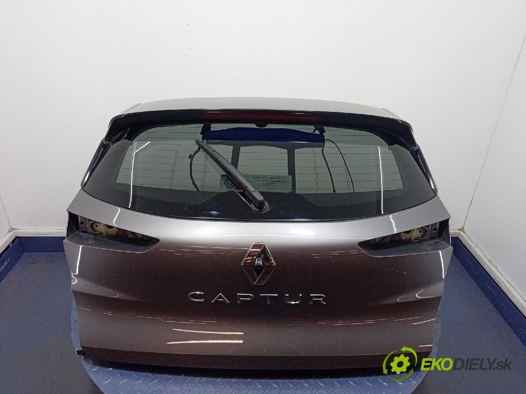 Renault Captur 2023 zadna dveře kufra: kufra: