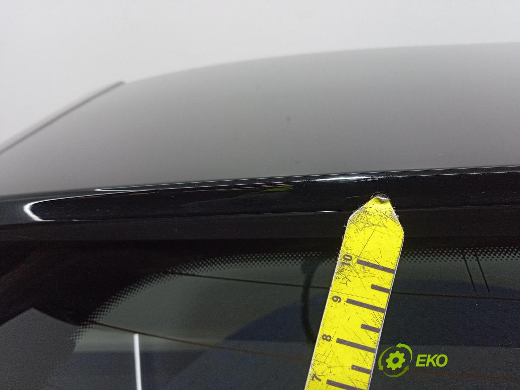 Renault Captur 2023 zadna dveře kufra: kufra: