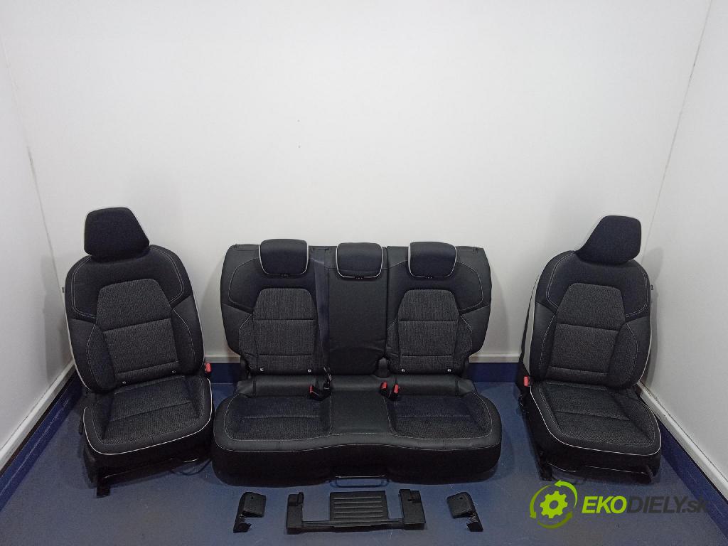 Renault Captur 2023 sedačke: Set.: