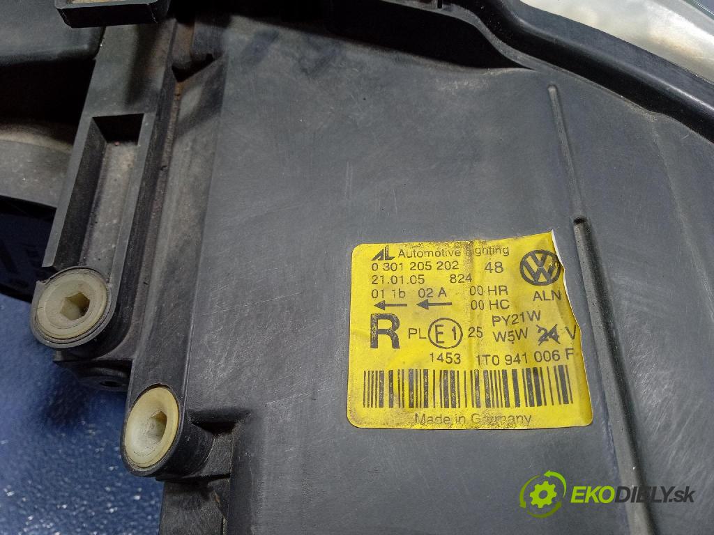 Vw Touran 2005 Reflektor: v pravo: 1T0941006F