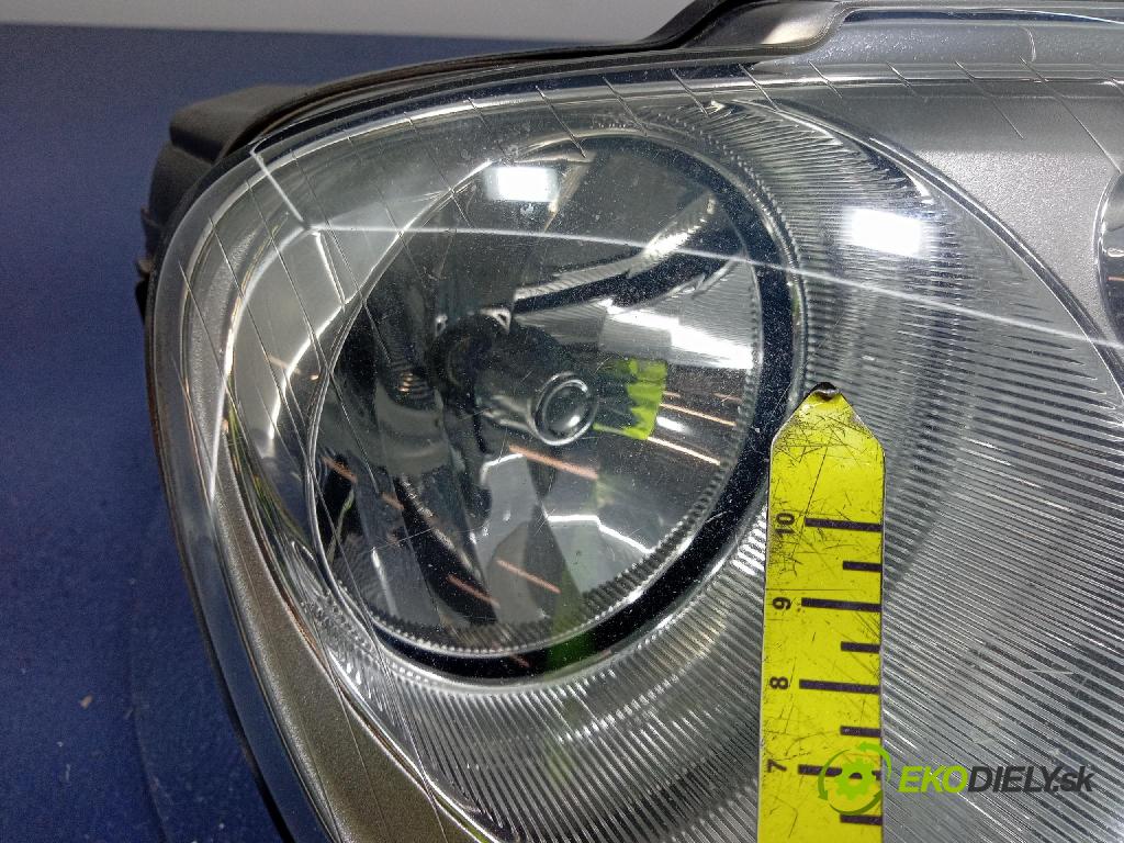 Vw Touran 2005 Reflektor: v pravo: 1T0941006F