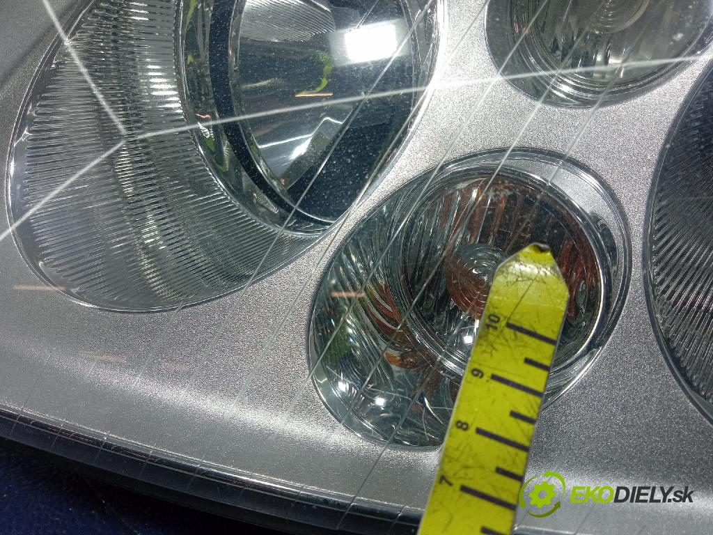 Vw Touran 2005 Reflektor: Vľavo: 1T0941005F