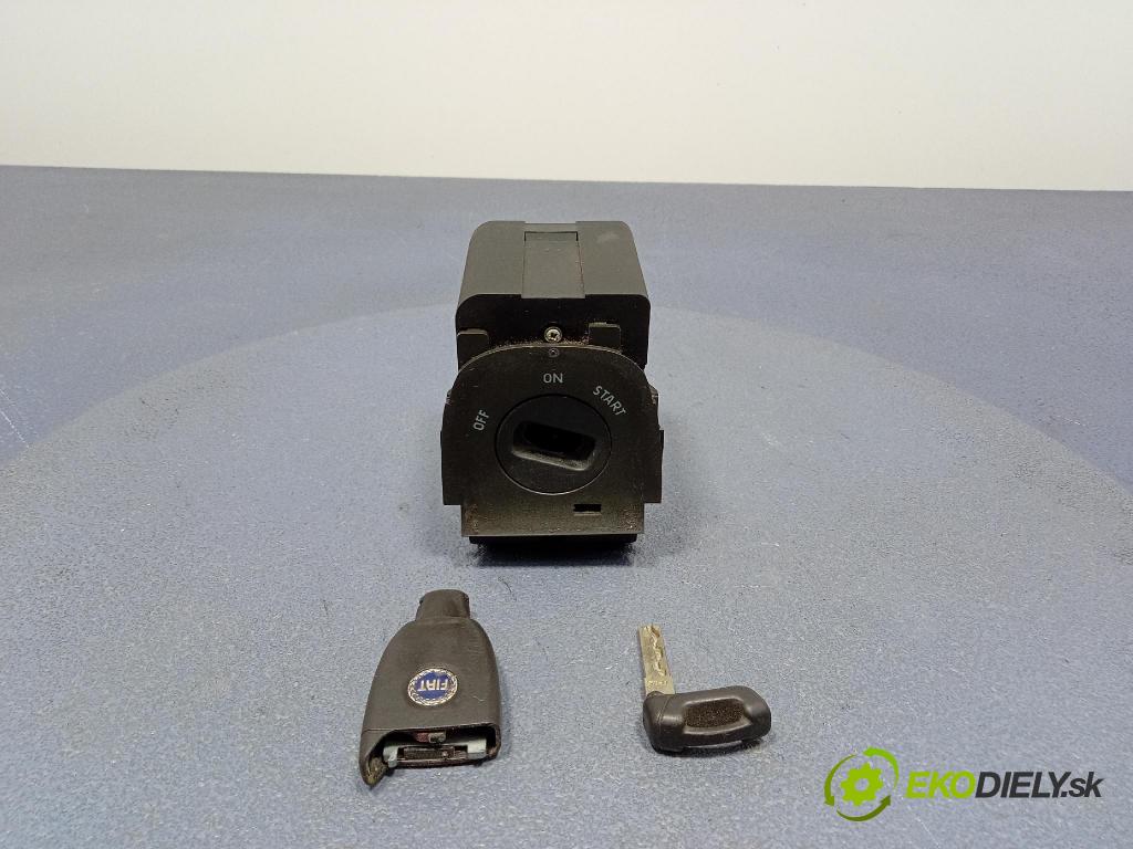 Fiat Croma 2005 Spínač zapaľovania: 7353987700