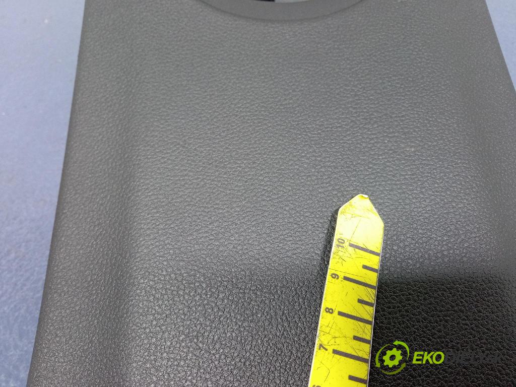 Renault Captur 2023 kryt Plast: Interiéry: 769133109R