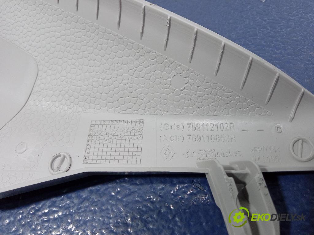 Renault Captur 2023 kryt Plast: Interiéry: 769112102R
