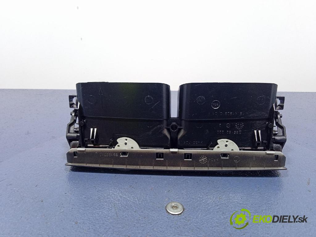 Vw Passat 2004 GRIDS: Prúd vzduchu: Vzduch: 3B0819728D