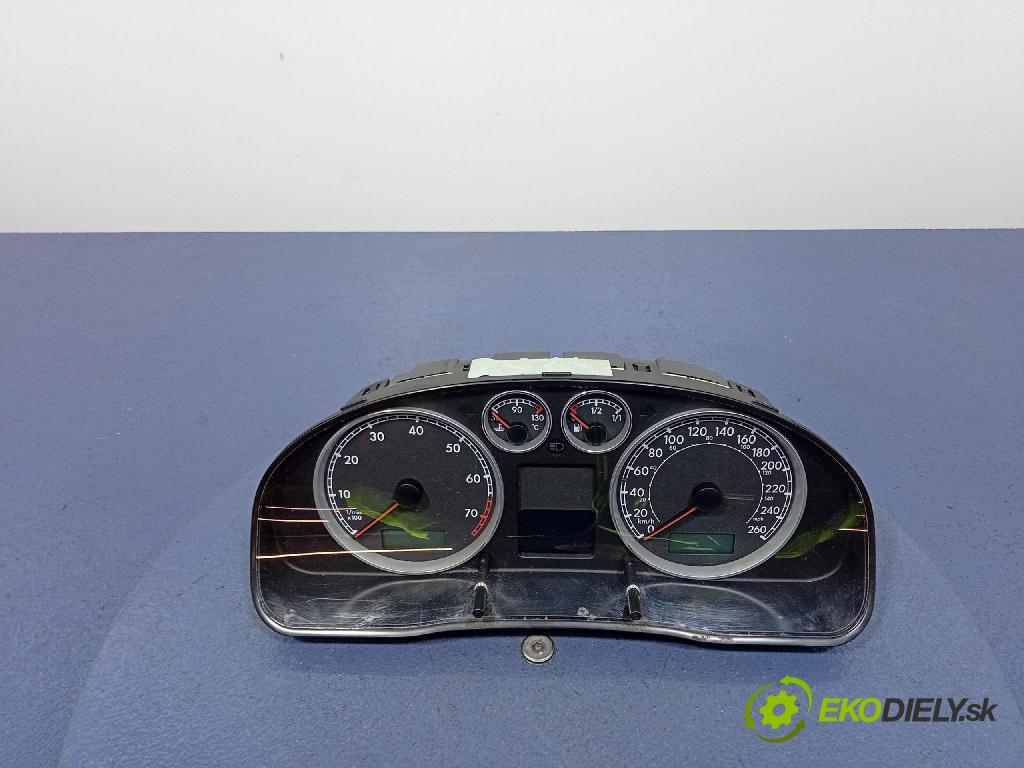Vw Passat 2004 prístrojovka/ budíky 3B0920829C