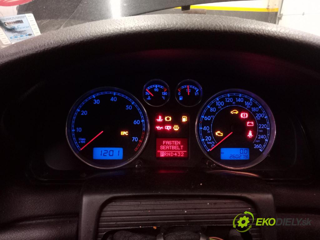 Vw Passat 2004 prístrojovka/ budíky 3B0920829C