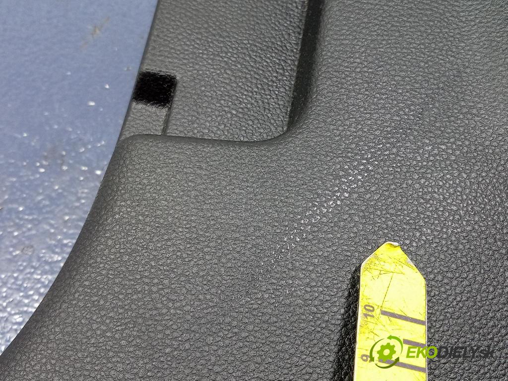 Renault Captur 2023 kryt Plast: Interiéry: 768376603R