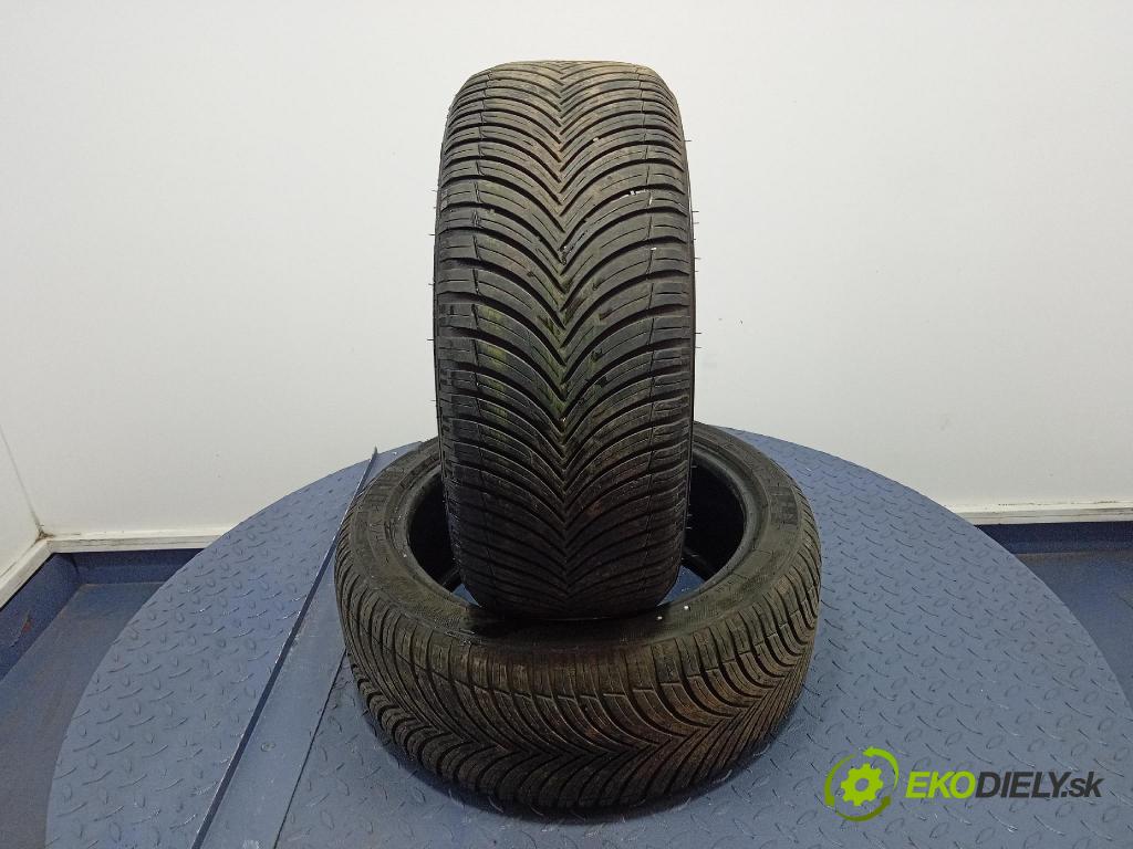 Audi A3 2000 pneumatika Multi-sezóna: 3528704477173