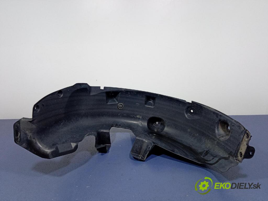 Renault Captur 2023 Blatník: plastický: zad 767484221R