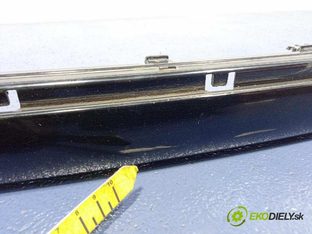Vw Passat 2004 lišta narazník 3B5807423F