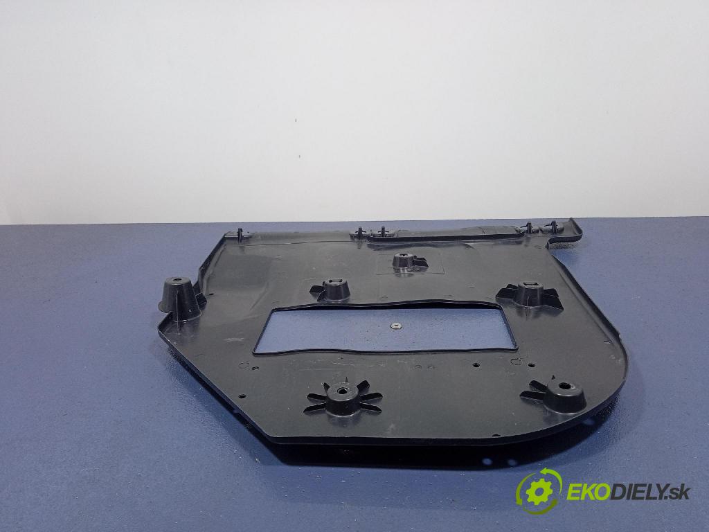 Renault Captur 2023 kryt Plast: podvozek: 748A04100R