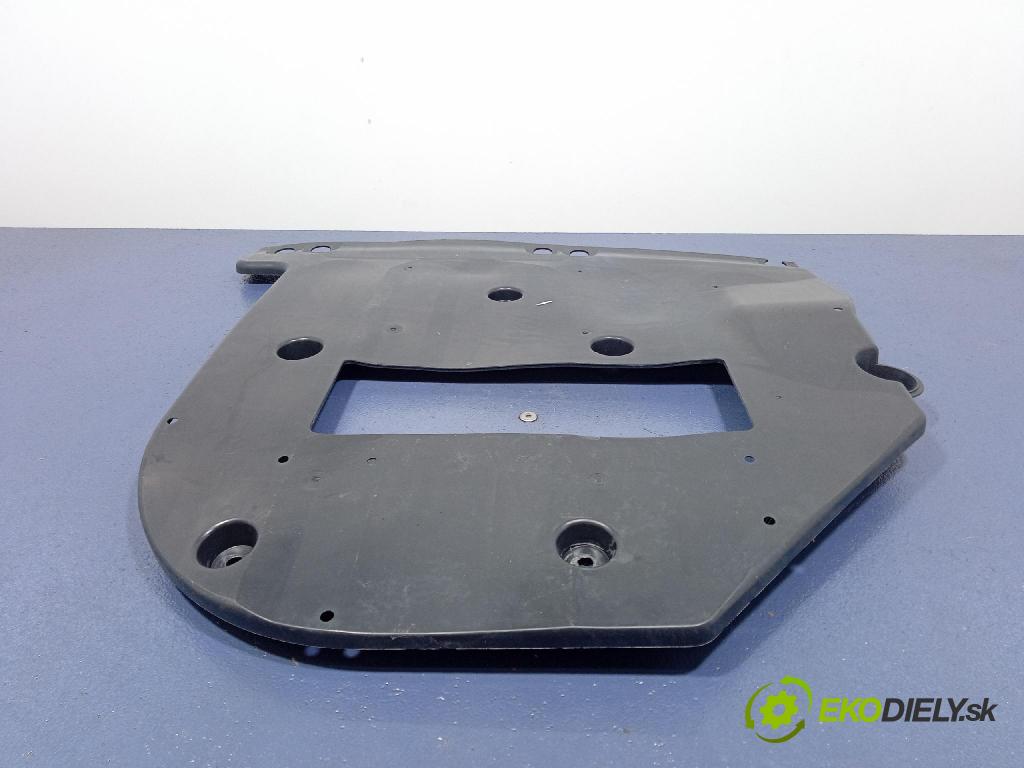 Renault Captur 2023 kryt Plast: podvozek: 748A04100R