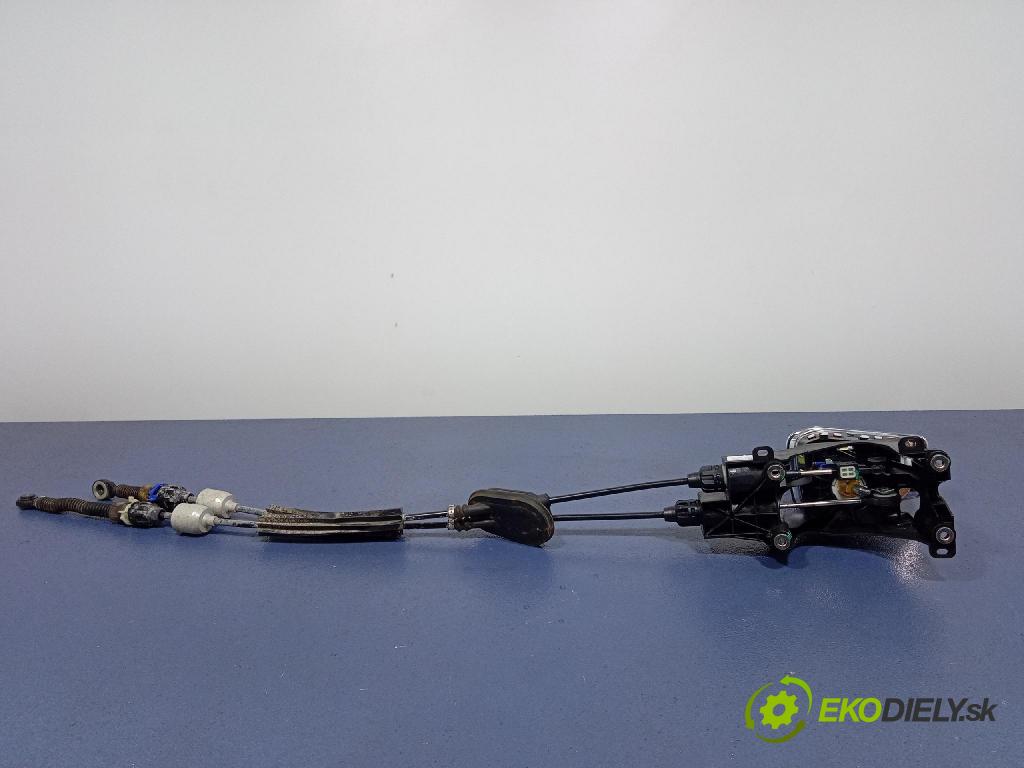 Renault Captur 2023 Páka: Zmeny: 341021845R