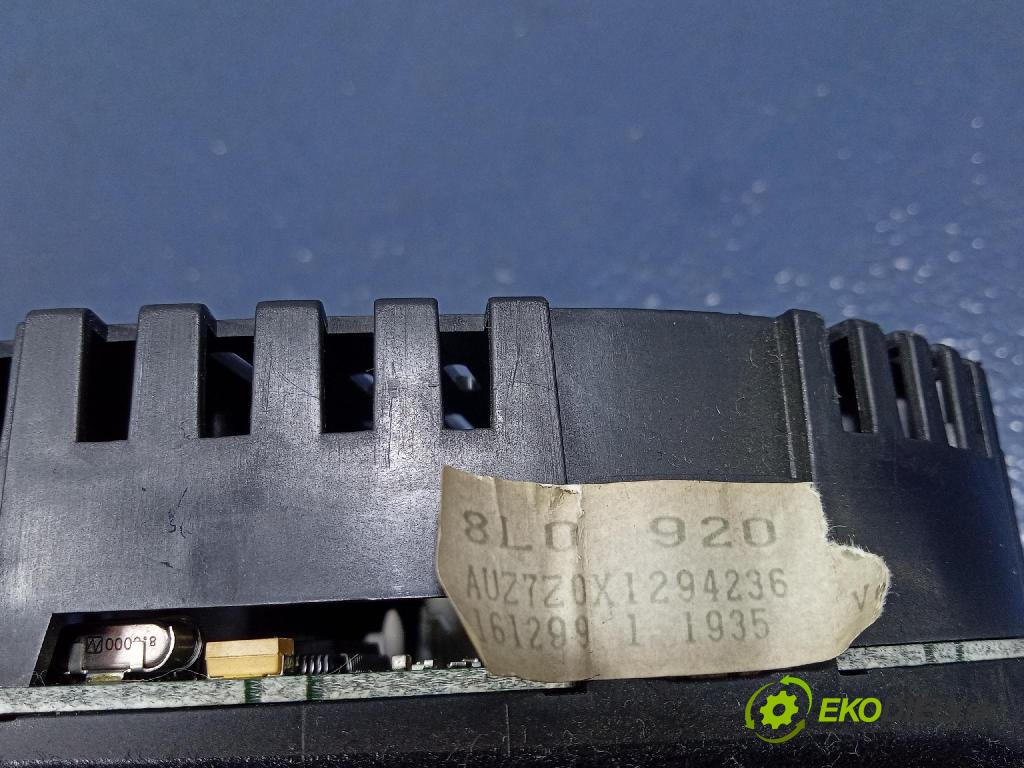 Audi A3 2000 prístrojovka/ budíky 8L0920900A