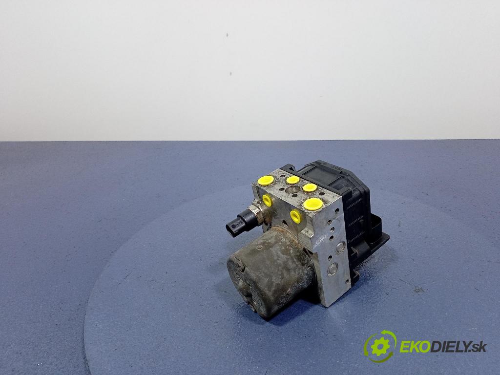 Toyota Avensis 2005 čerpadlo ABS x 89541-05090