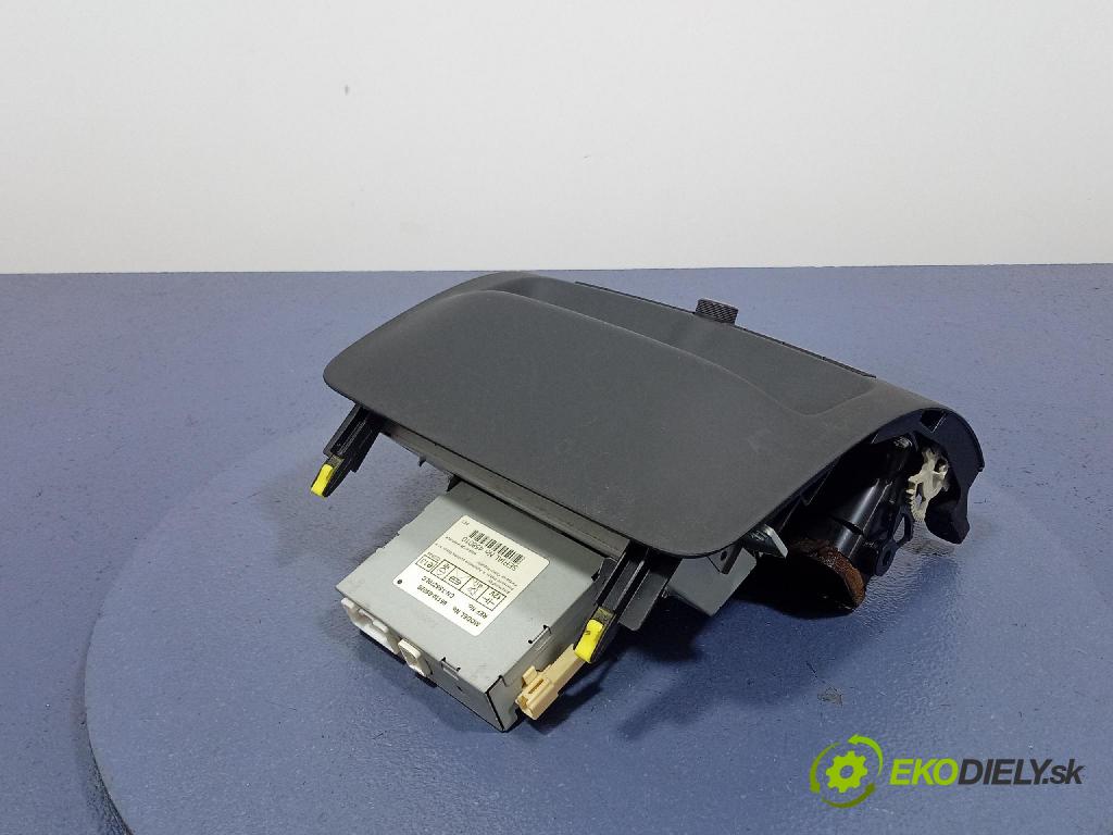 Toyota Avensis 2005 Zobrazit: Rádio: / GPS 86110-05020