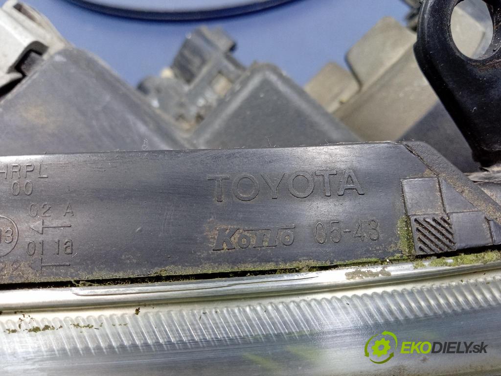 Toyota Avensis 2005 Reflektor: v pravo: