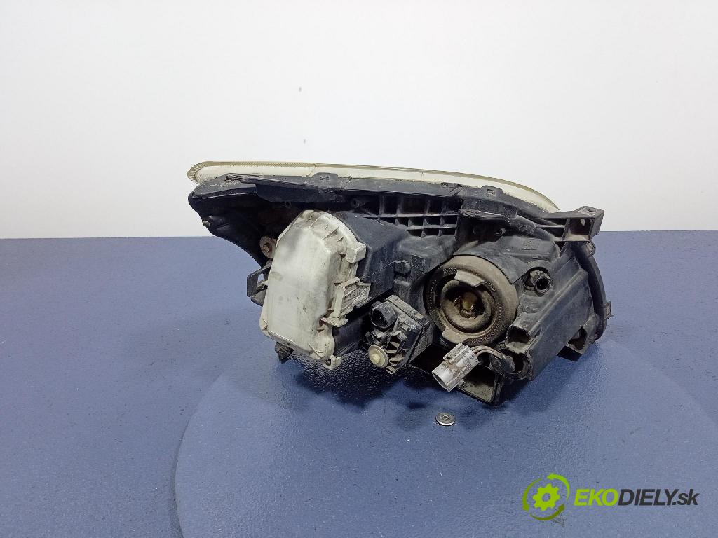 Toyota Avensis 2005 světlo Levý: