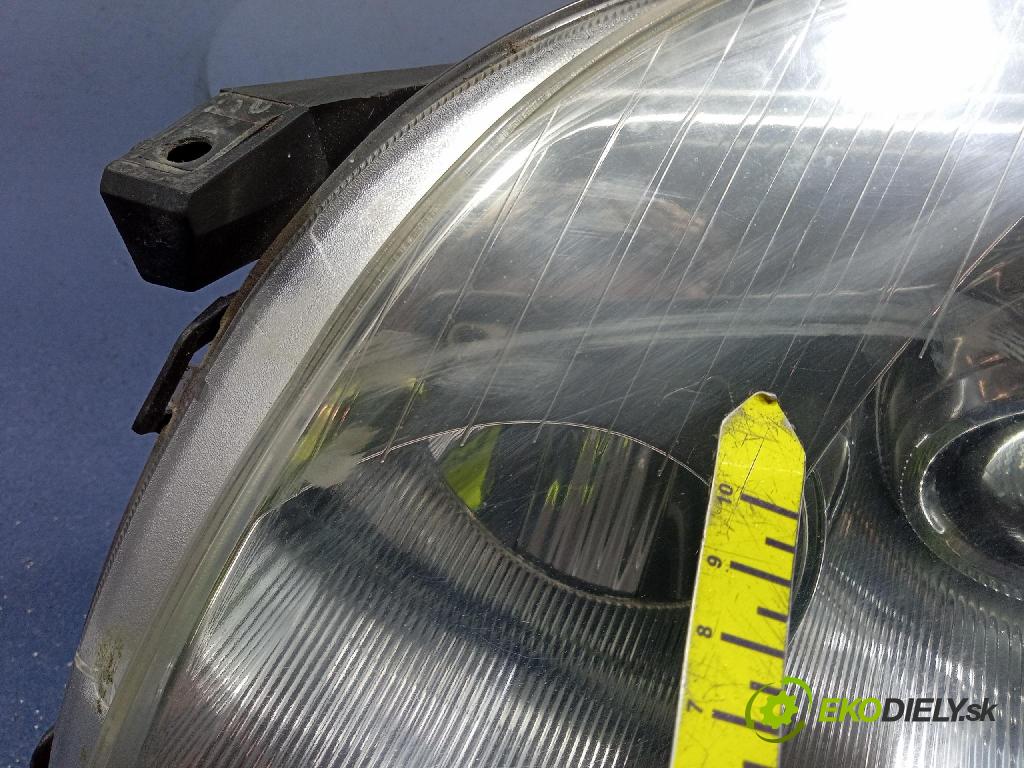 Toyota Avensis 2005 světlo Levý: