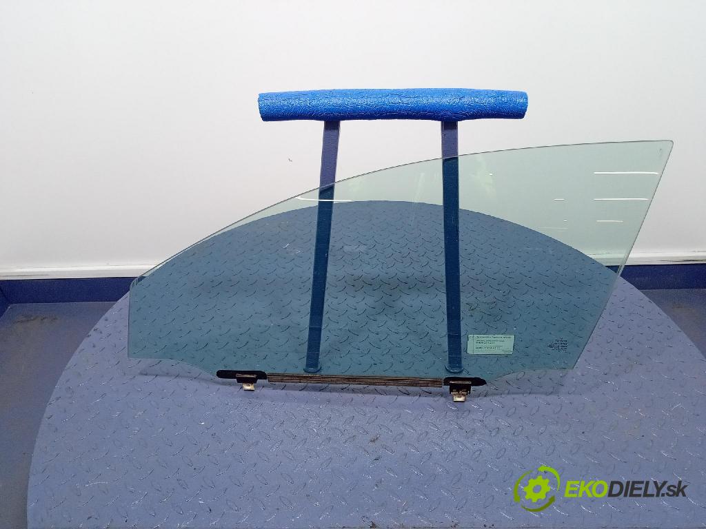 Toyota Avensis 2005 sklo dvere Predné ľavá