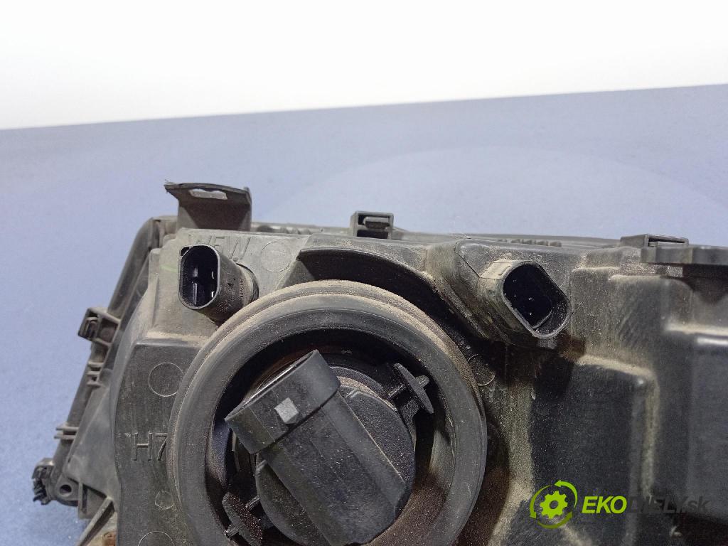 Bmw Seria 3 2002 Reflektor: v pravo:
