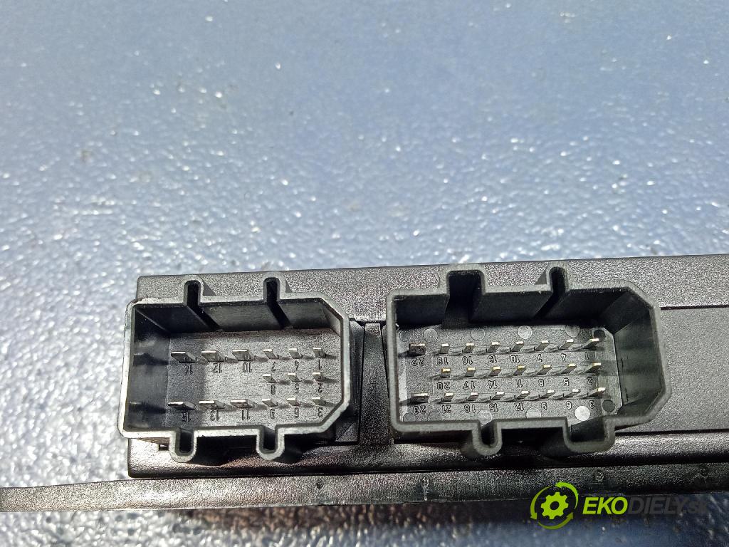 Vw Passat 2004 riadiaca jednotka Komfortu 1C0959799C