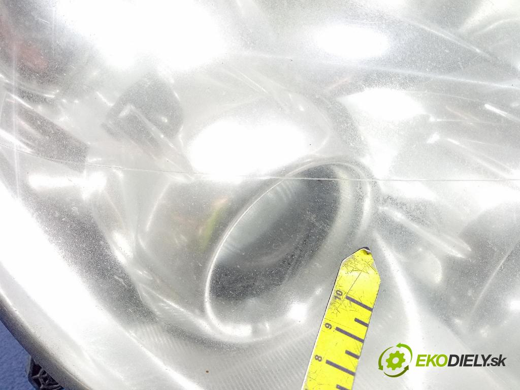 Opel Vectra 2007 Reflektor: v pravo: 13170925