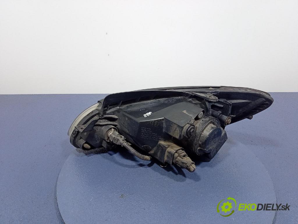 Hyundai Getz 2007 Reflektor: v pravo: 92102-1C500