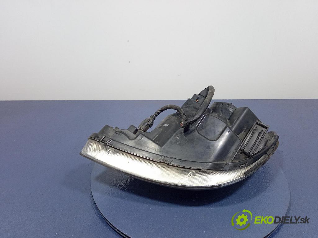 Hyundai Getz 2007 Reflektor: v pravo: 92102-1C500