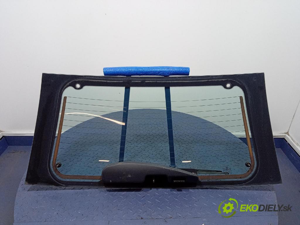 Kia Sportage 2005 sklo zadna
