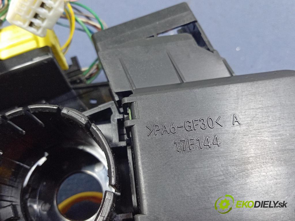 Toyota Auris 2012 prepínač Komplex: