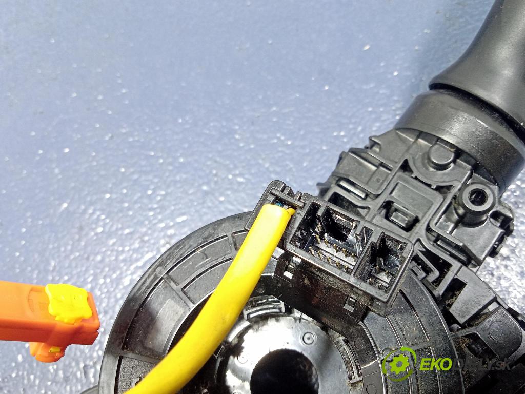 Toyota Auris 2012 prepínač Komplex: