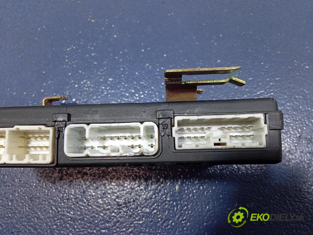 Volvo V40 2002 riadiaca jednotka Komfortu 30621304