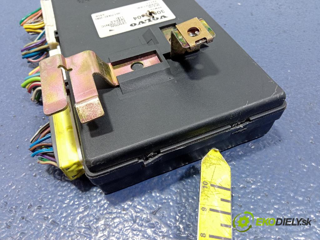 Volvo V40 2002 riadiaca jednotka Komfortu 30621304