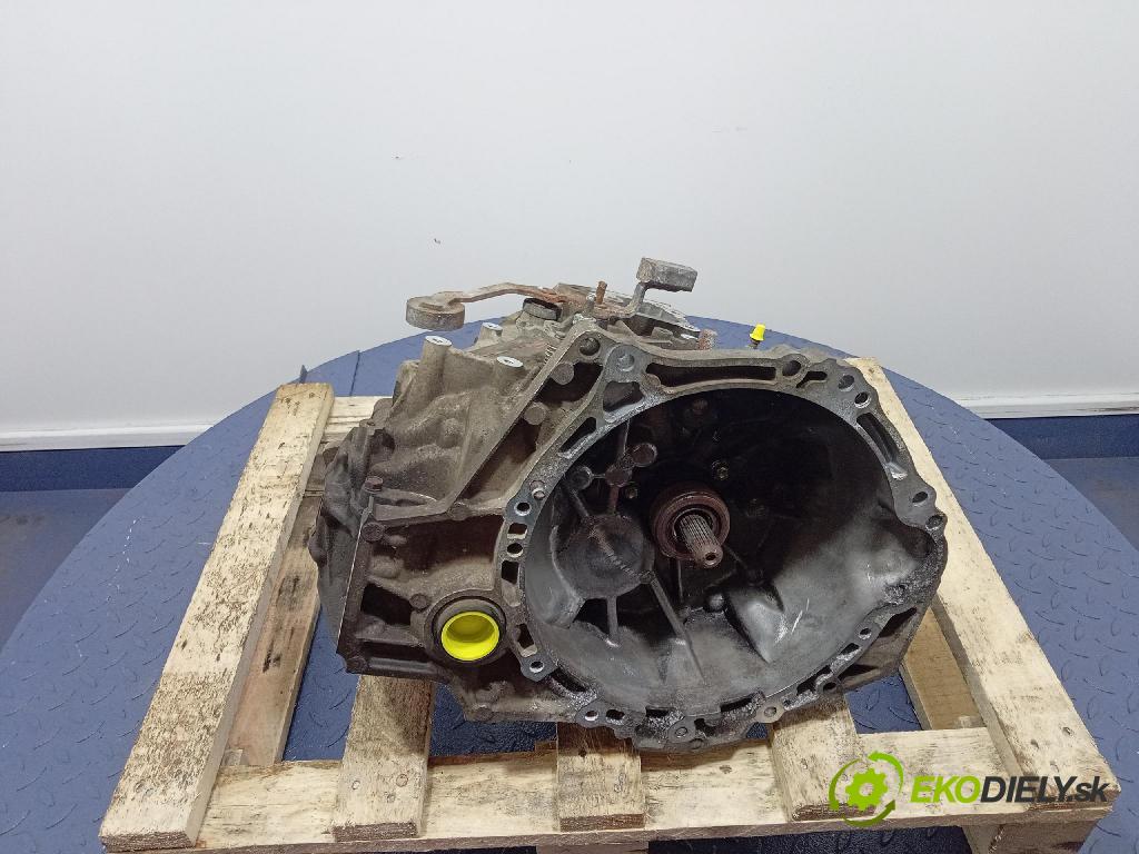 Toyota Auris 2012 prevodovka Manualna