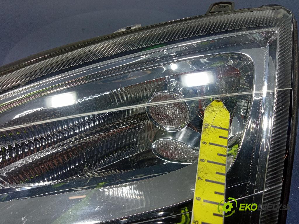 Opel Vectra 2003 Reflektor: Vľavo: 442-1129L