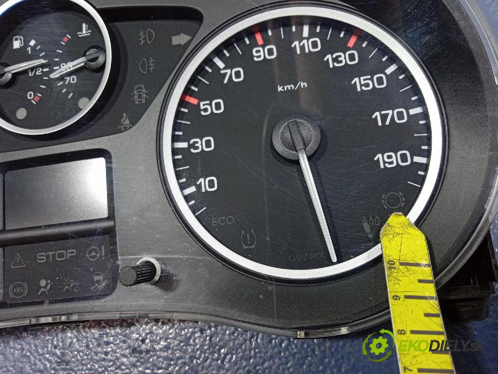 Peugeot Partner 2015 prístrojovka/ budíky 9801641580