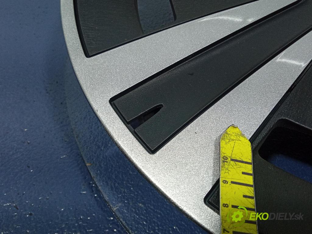 Peugeot Partner 2015 puklica kola: 9676970477