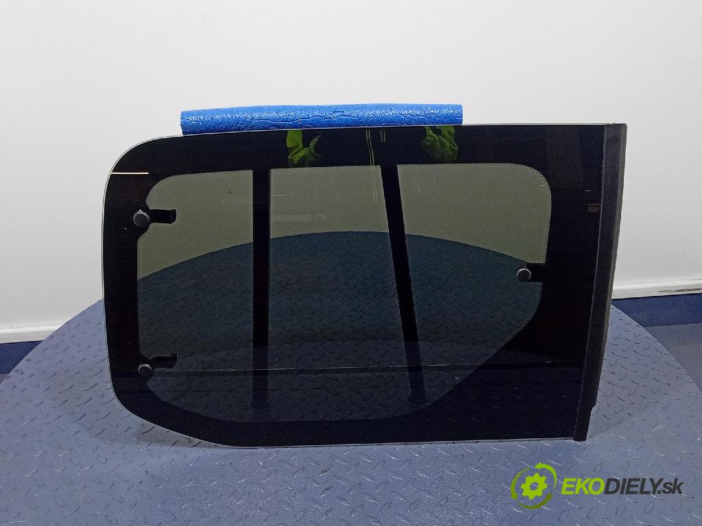 Peugeot Partner 2015 sklo dvere zad ľavé