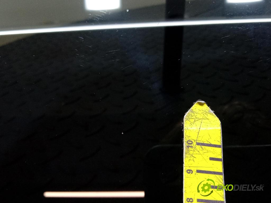 Peugeot Partner 2015 sklo dvere zad ľavé