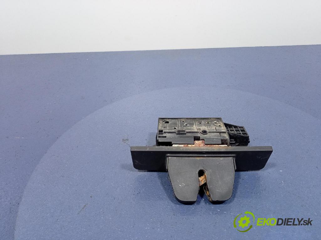 Opel Vectra 2008 zámok Klapky: kufra: 495072894