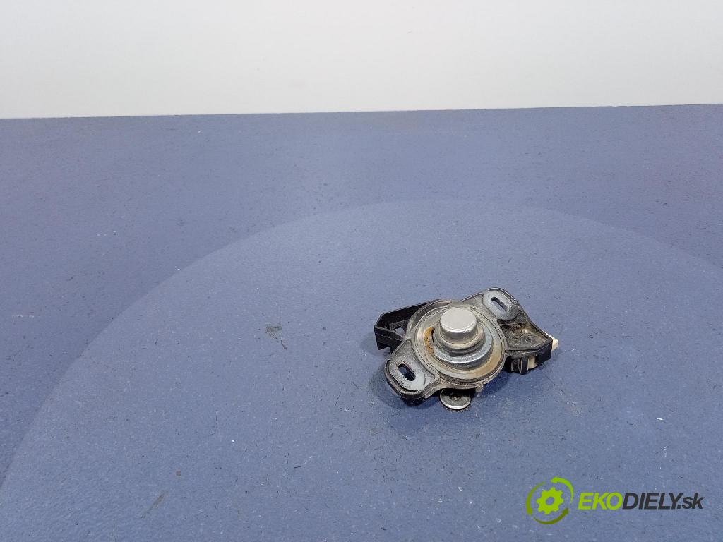 Opel Vectra 2008 rukoväť Klapky: Zadná: 13178155