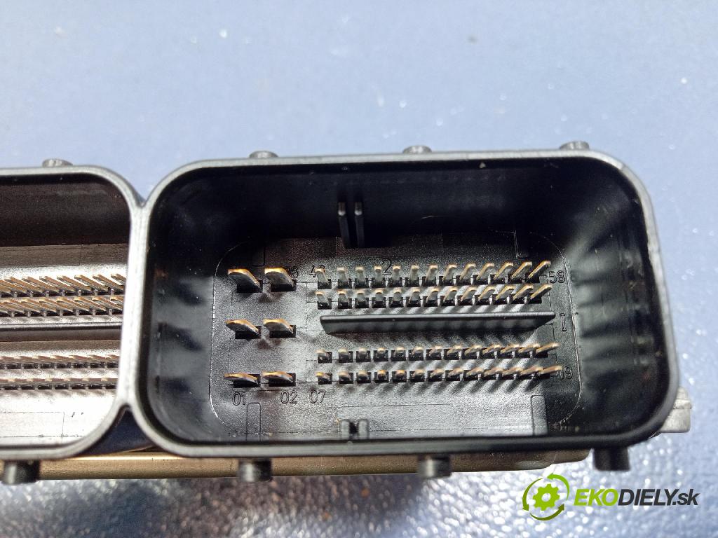 Bmw Seria 1 2006 riadiaca jednotka Motor: 7798179