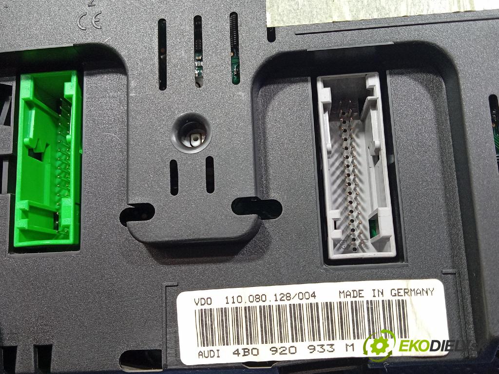 Audi A6 2001 prístrojovka/ budíky 4B0920933M